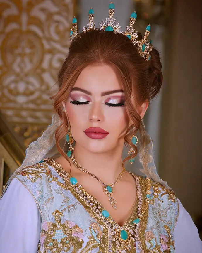 Mariée sublimée avec un maquillage glamour signé amal elchaoui